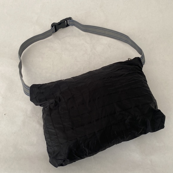 SOLD-🌺 Free People NWOT Parachute Festival Water resistant Jacket in Black - Picture 8 of 16